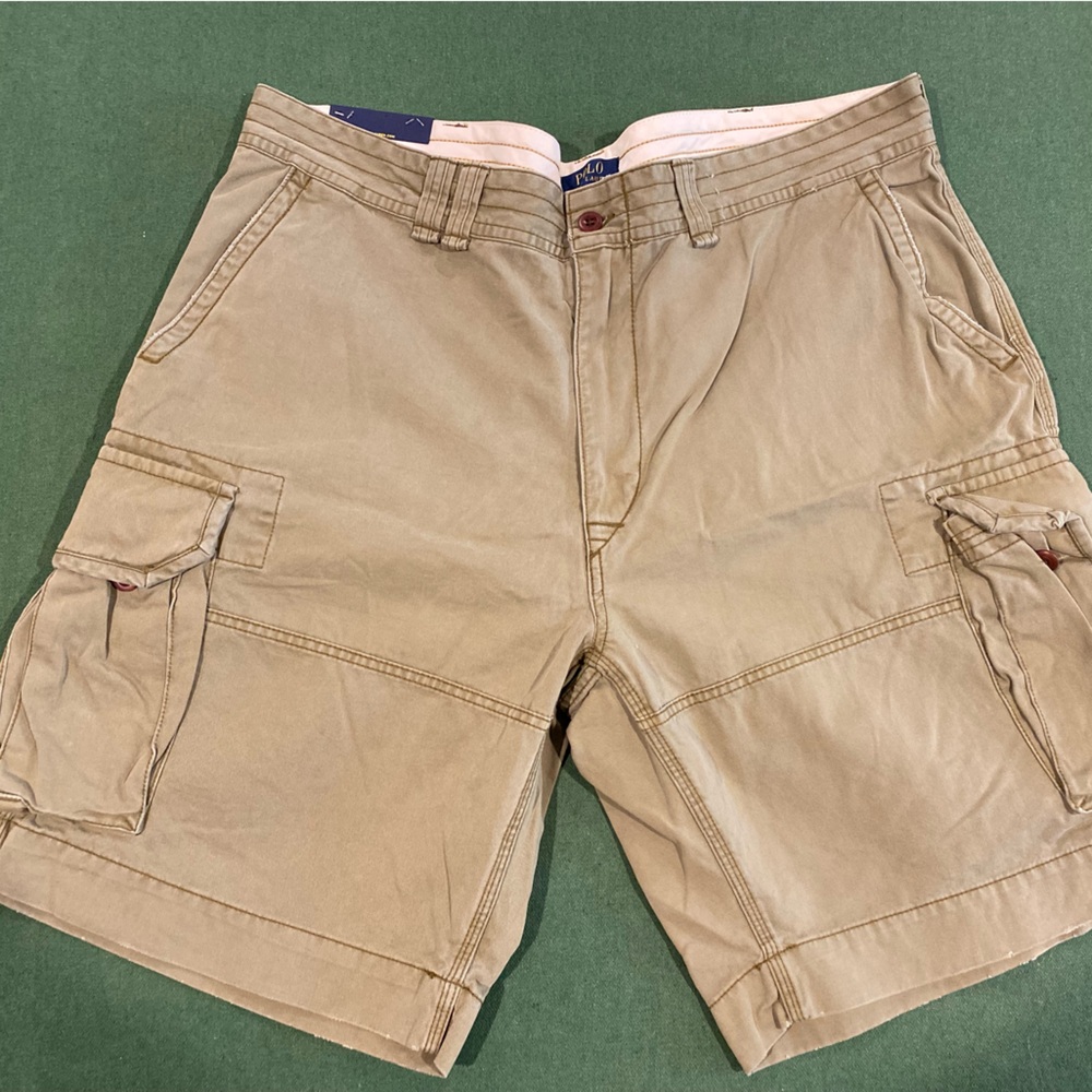 NWT Ralph Lauren cargo shorts khaki